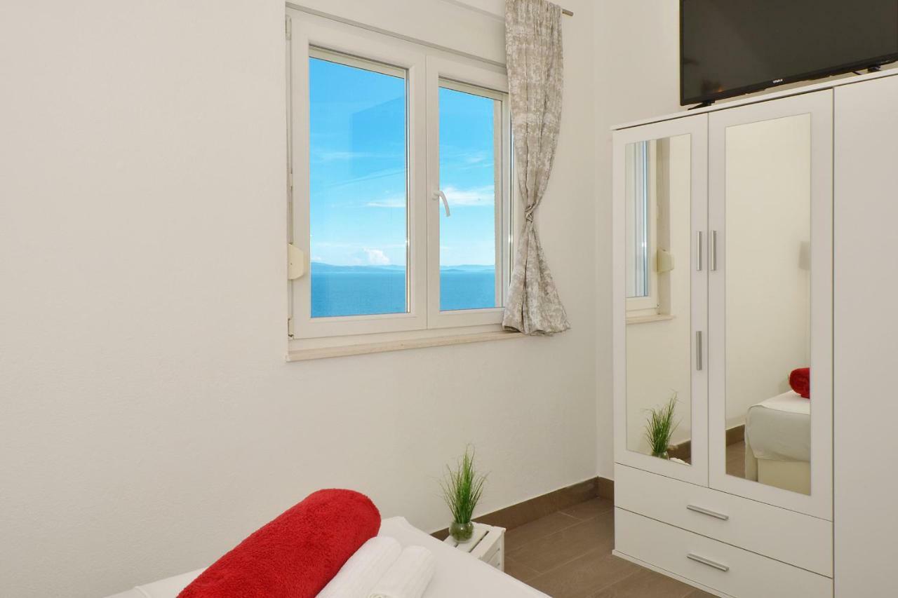 Stunning View With Pool Apartman Trogir
